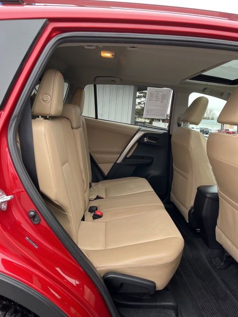 Used 2013 Toyota RAV4 Limited AWD/4WD image 32