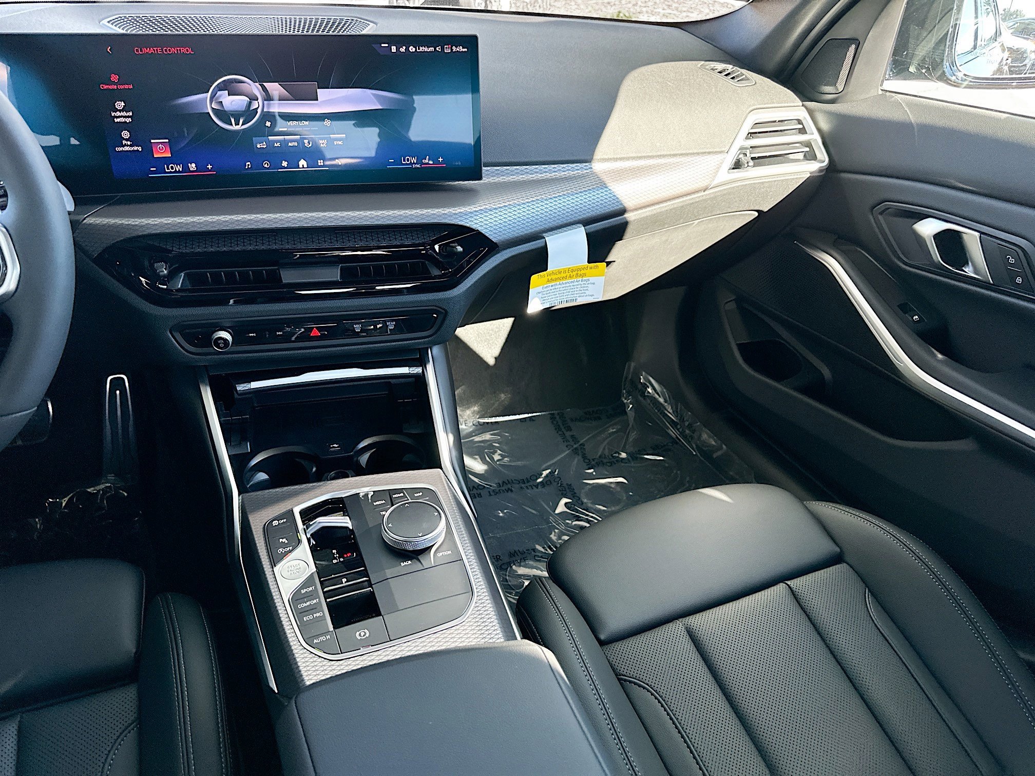 New 2026 BMW 330i Sedan w/ M Sport Package RWD image 18