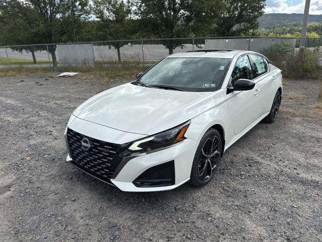 New 2025 Nissan Altima 2.5 SR w/ SR Premium Package FWD image 20