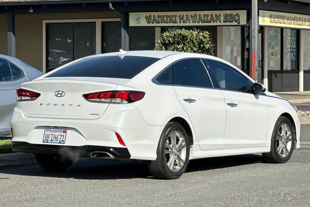 Used 2018 Hyundai Sonata Limited image 3
