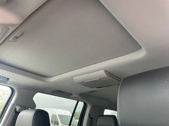 Used 2018 Chevrolet Suburban LT w/ LT Signature Package AWD/4WD image 27
