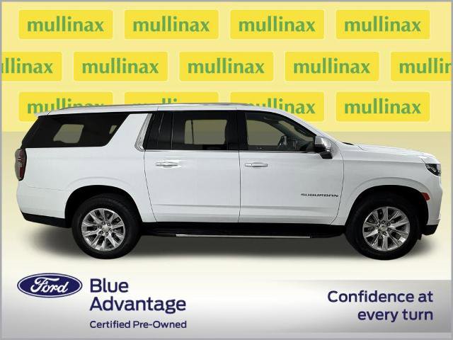 Used 2024 Chevrolet Suburban Premier RWD image 2