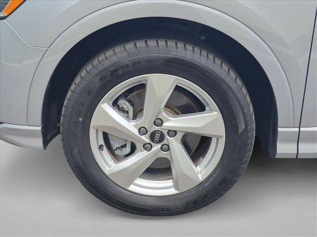 Used 2022 Audi Q3 2.0T Premium AWD/4WD image 22