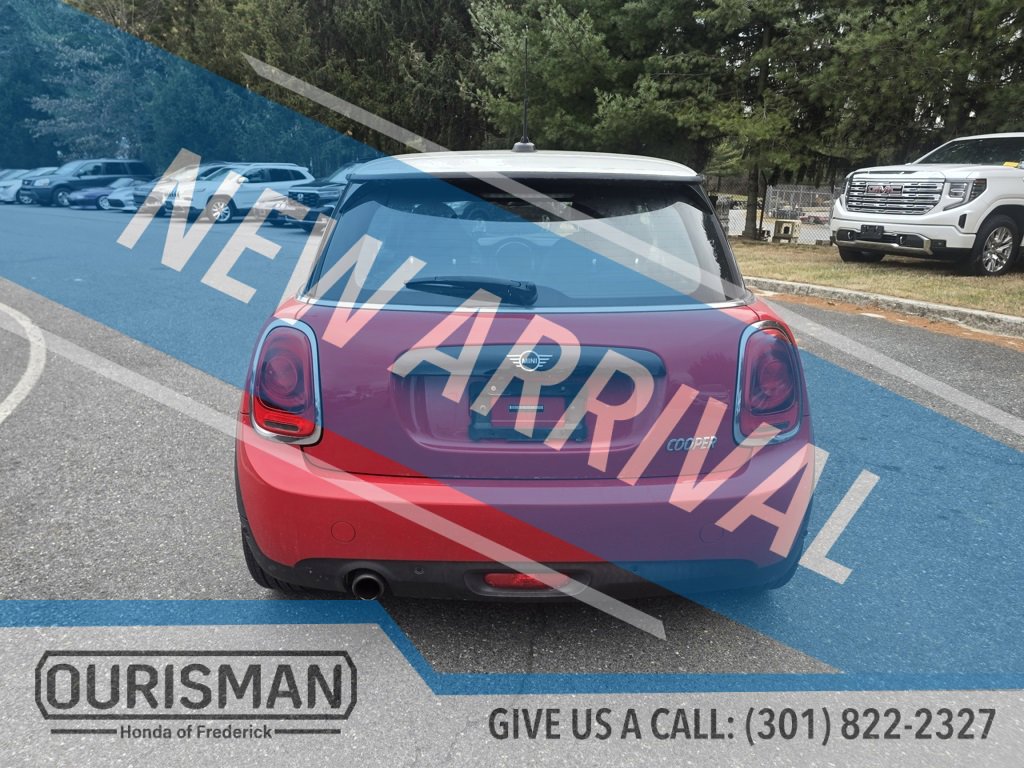 Used 2019 MINI Cooper 2-Door Hardtop image 7