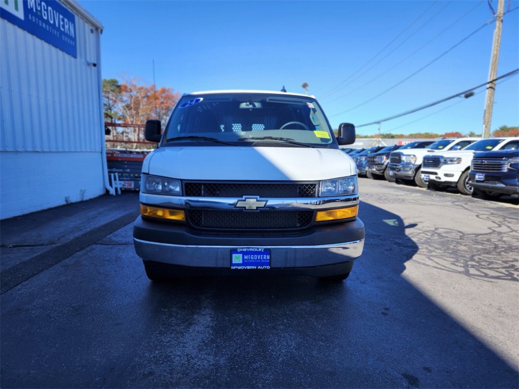 Used 2024 Chevrolet Express 2500 w/ Driver Convenience Package image 8