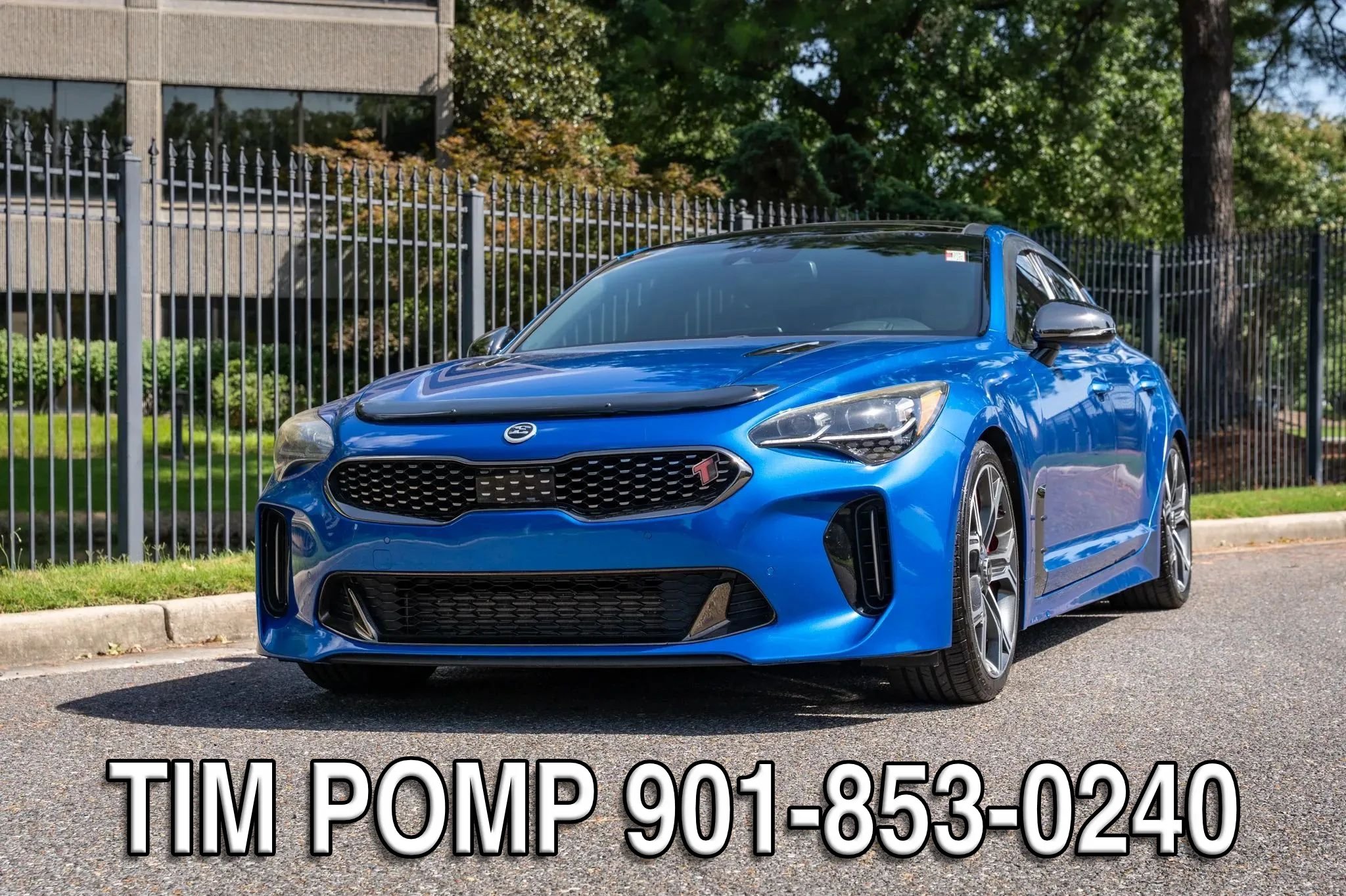 Used 2018 Kia Stinger GT2 AWD/4WD image 2