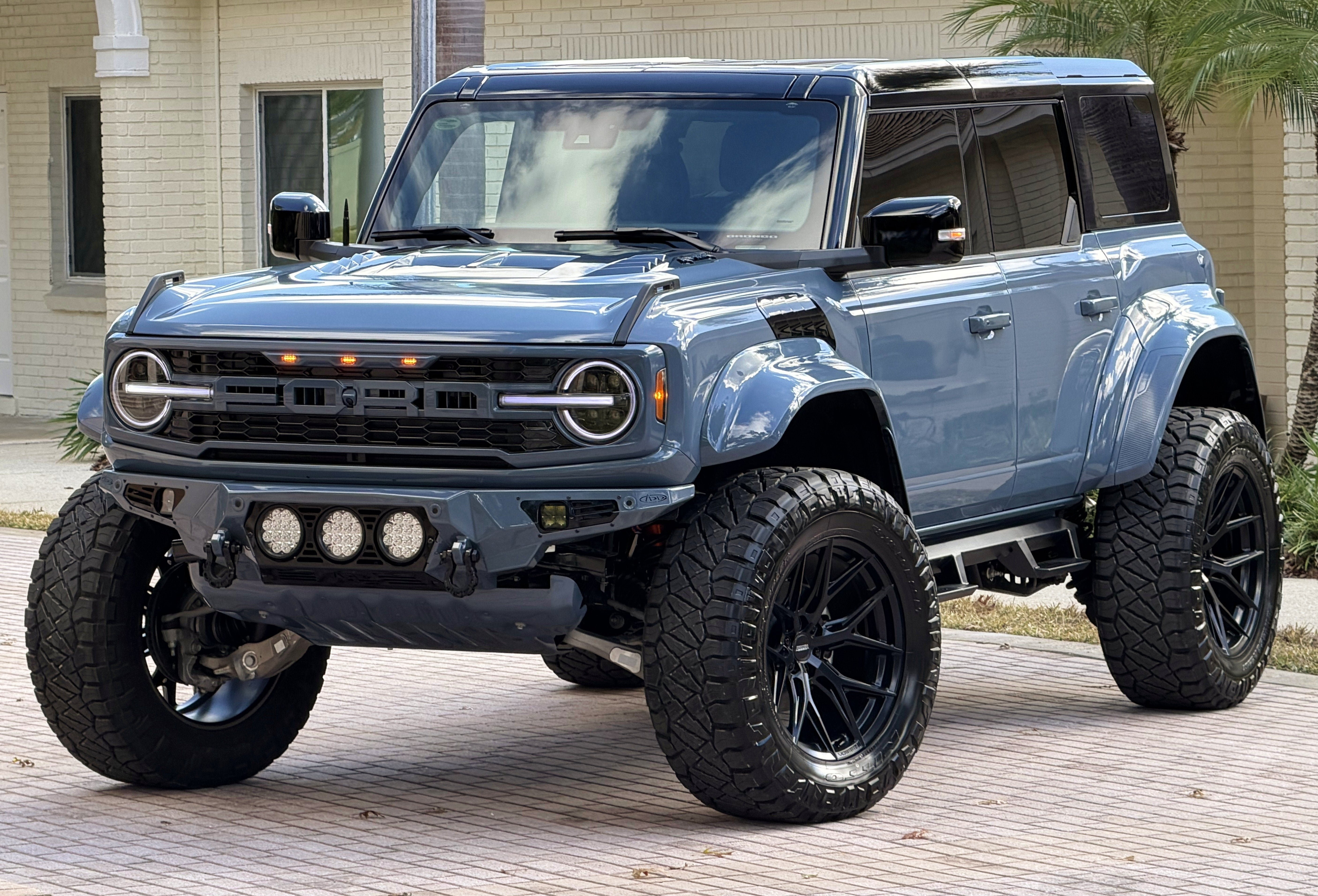 Used 2025 Ford Bronco Raptor AWD/4WD image 26