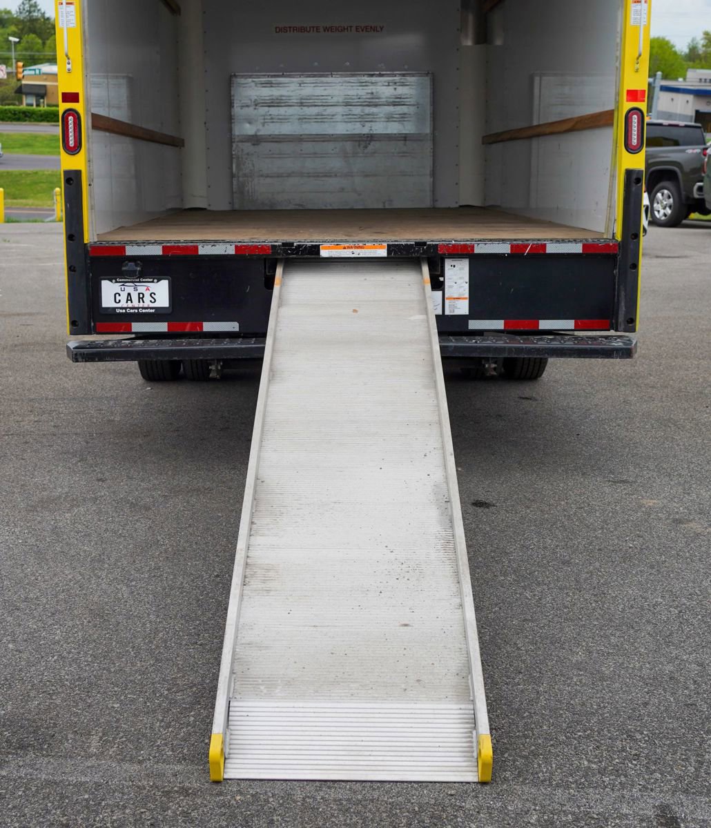 Used 2024 Ford E-350 and Econoline 350 Super Duty w/ Driver's Safety Package RWD image 15
