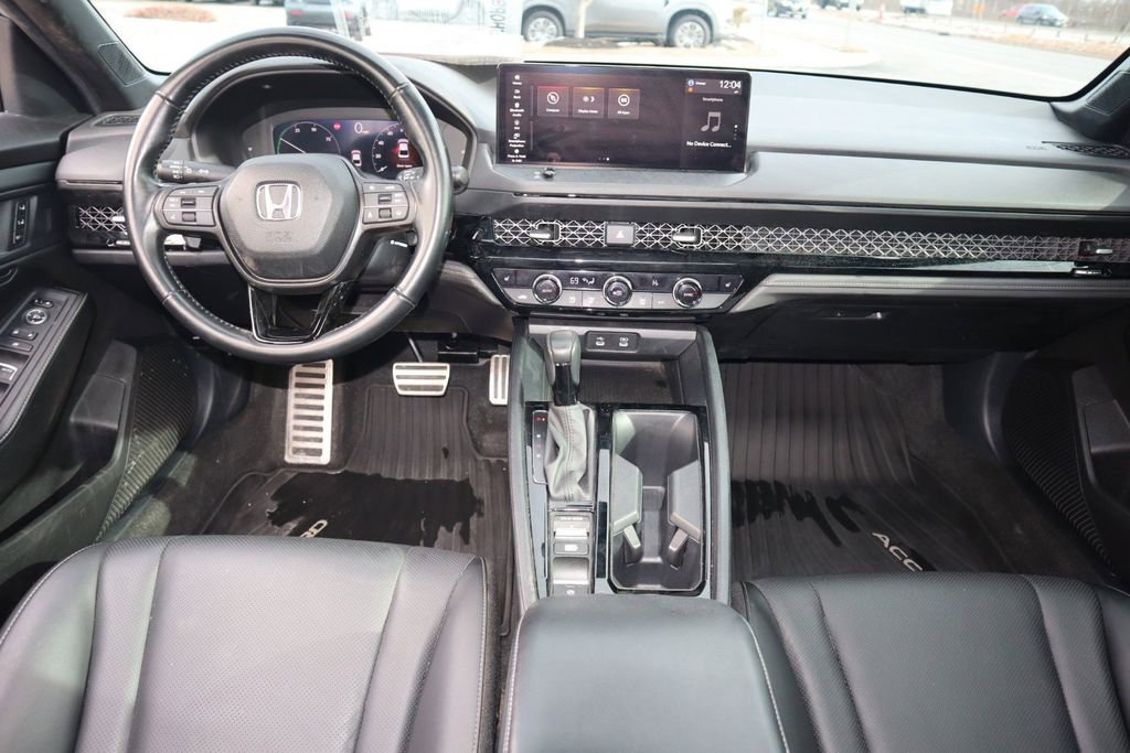 Used 2024 Honda Accord Sport image 12