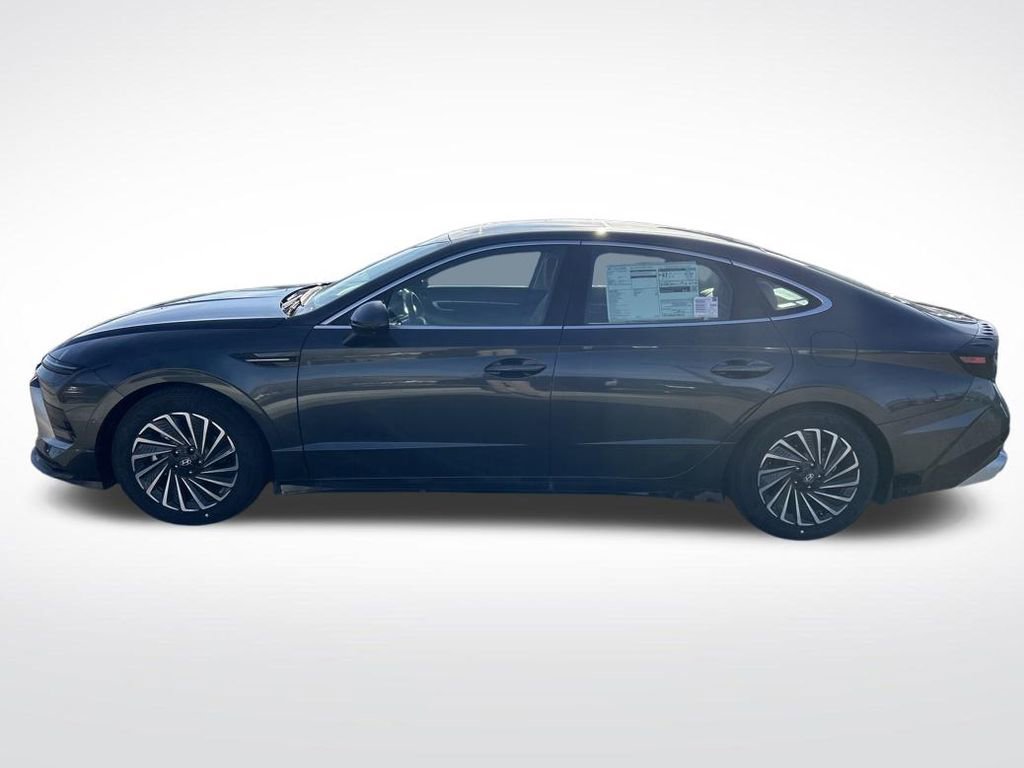 New 2026 Hyundai Sonata Limited image 9