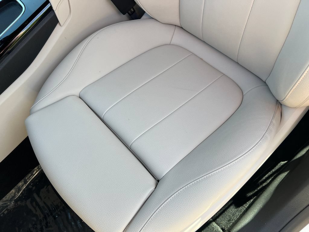 New 2025 Mercedes-Benz CLA 250 4MATIC image 13