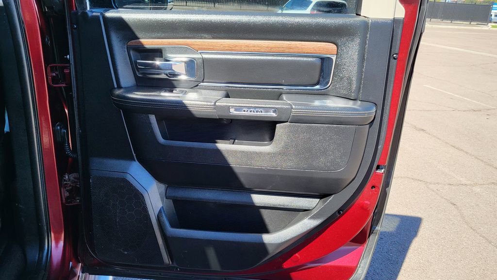 Used 2017 RAM 1500 Laramie w/ Convenience Group image 17