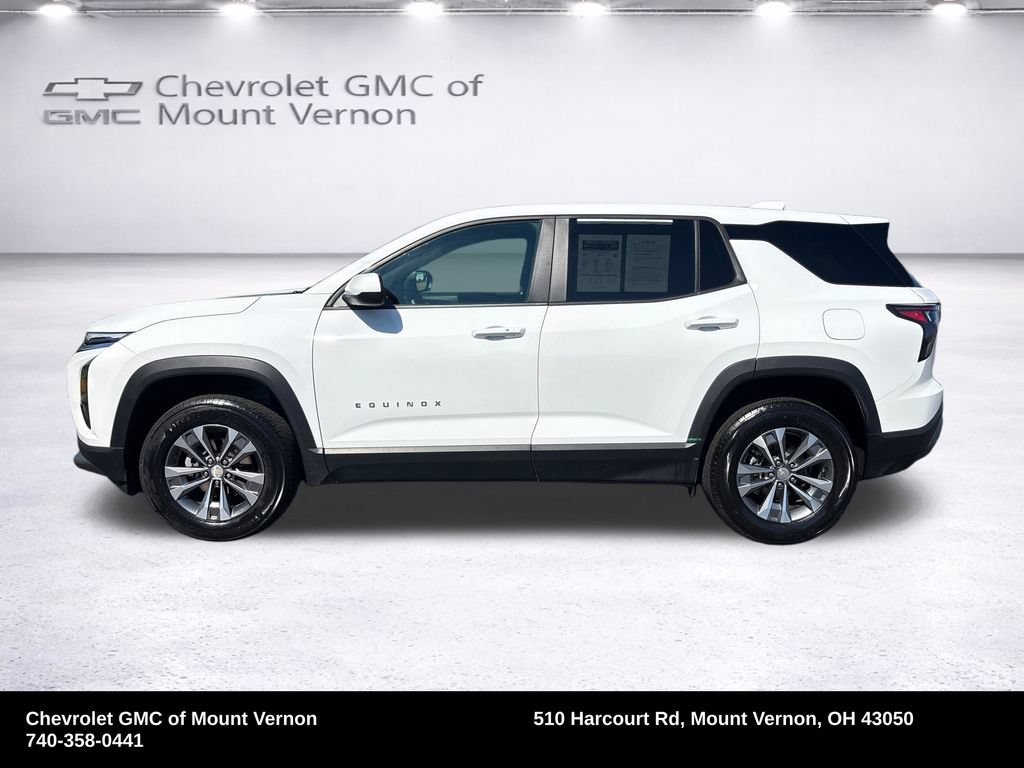 Used 2026 Chevrolet Equinox LT w/ Convenience Package II FWD image 4
