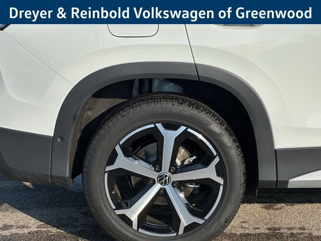 New 2026 Volkswagen Tiguan SE image 10