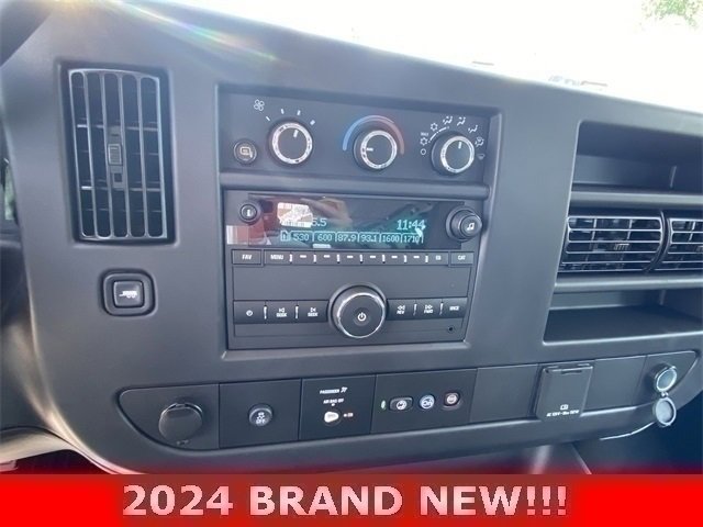 Used 2024 Chevrolet Express 2500 w/ Driver Convenience Package image 13