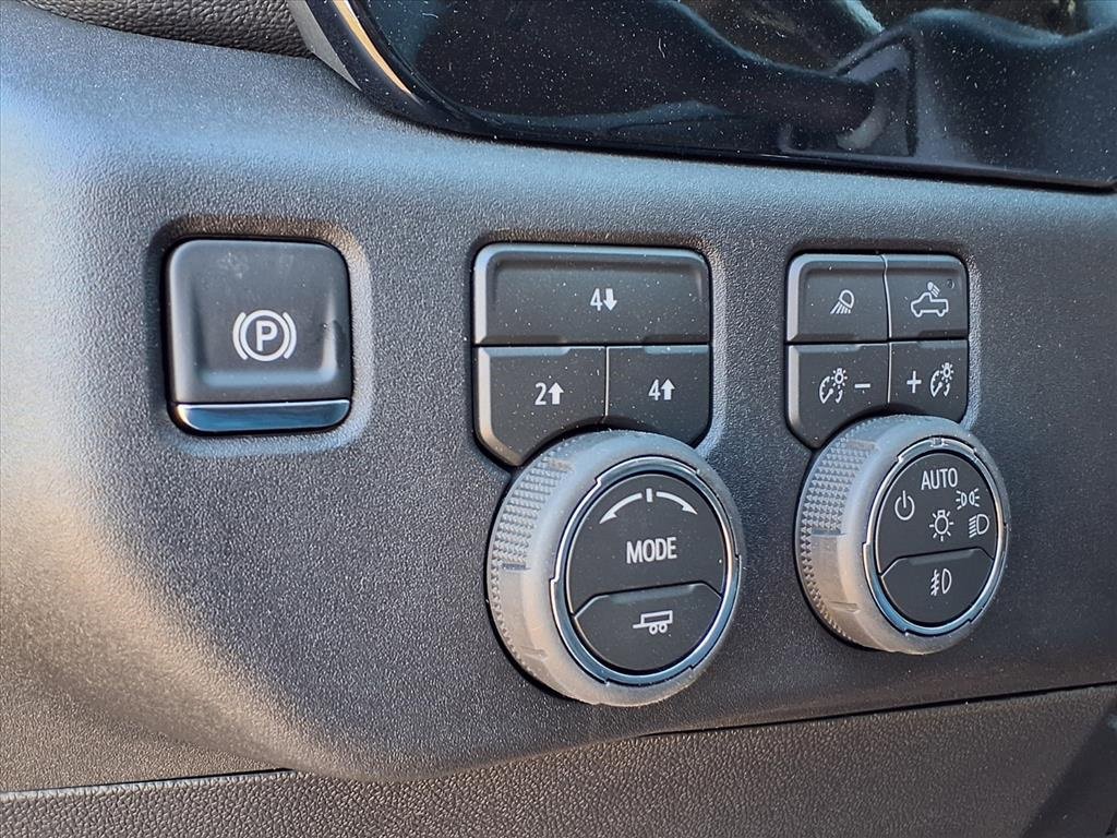New 2026 Chevrolet Silverado 3500 LT w/ Texas Edition image 23