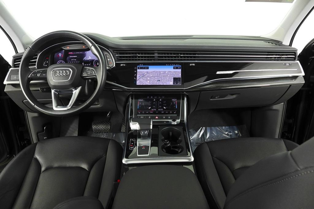 Used 2023 Audi Q7 3.0T Premium Plus w/ Premium Plus Package image 25