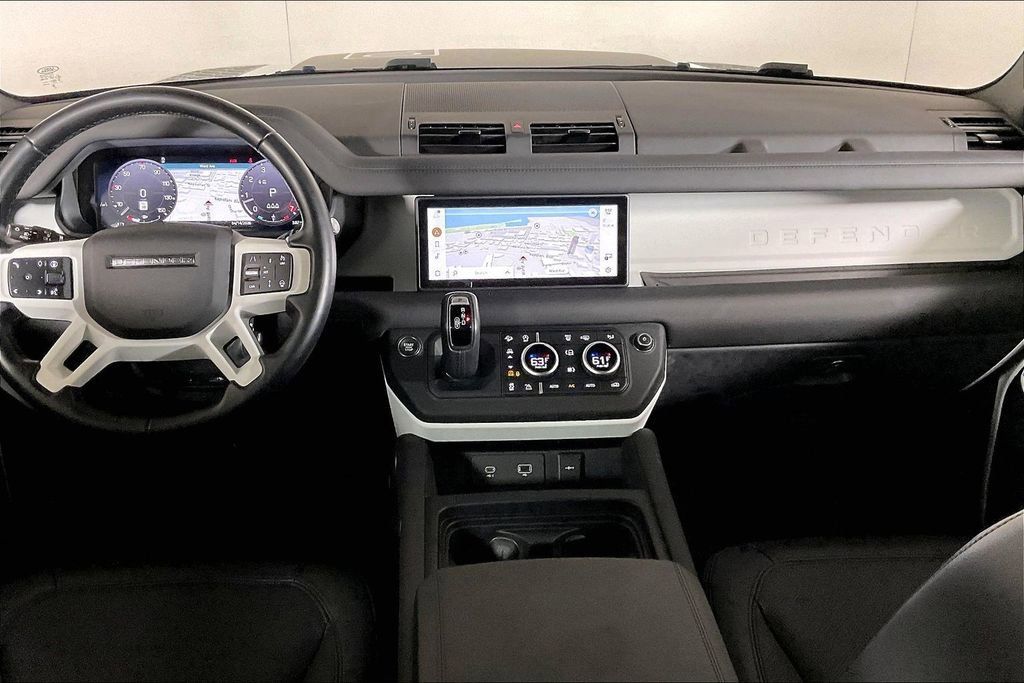 Used 2024 Land Rover Defender 110 S image 15