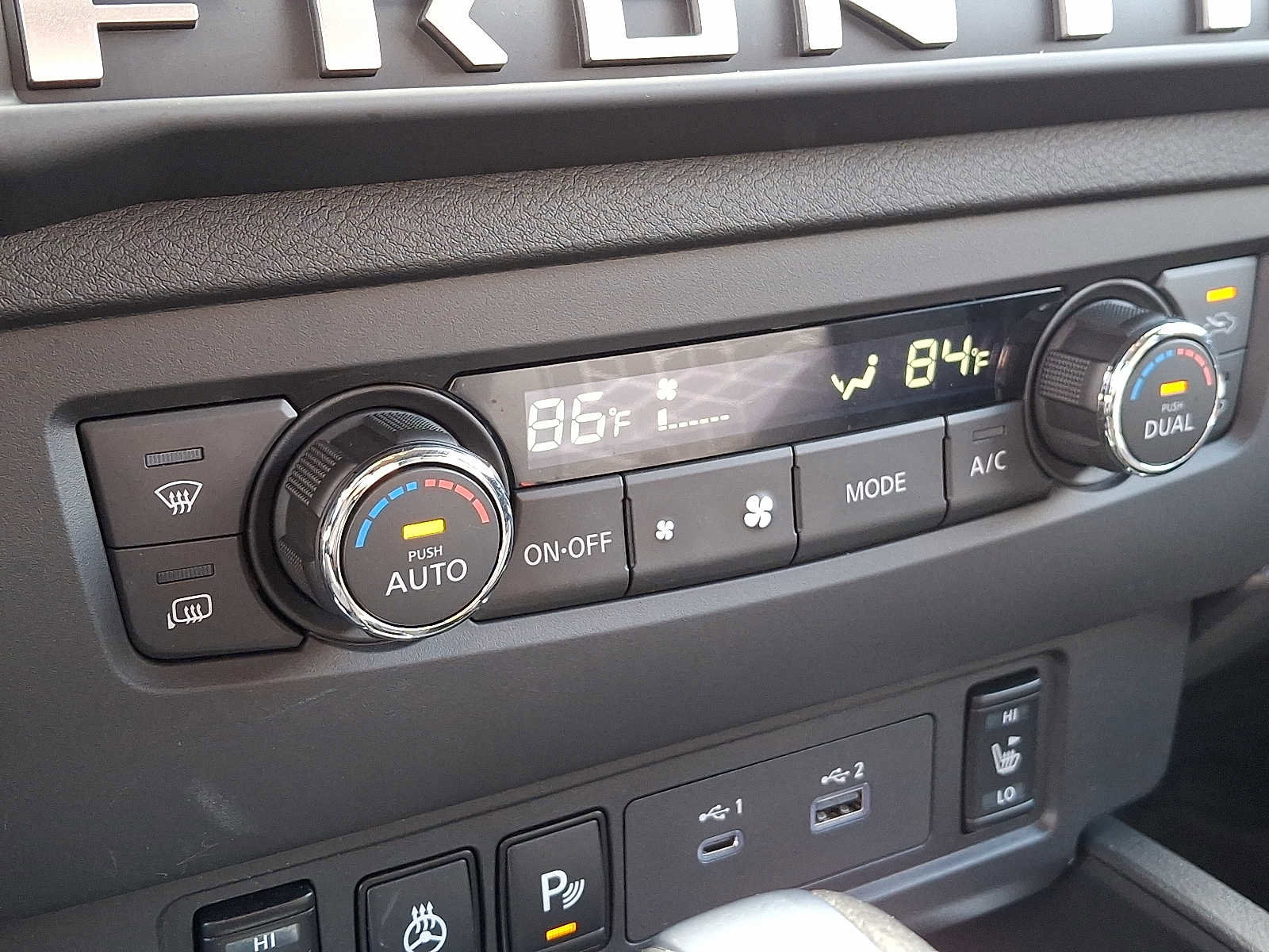 Used 2025 Nissan Frontier SV w/ SV Convenience Package image 16