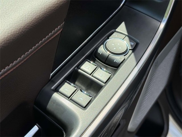 Used 2024 Ford F150 King Ranch w/ FX4 Off-Road Package image 16