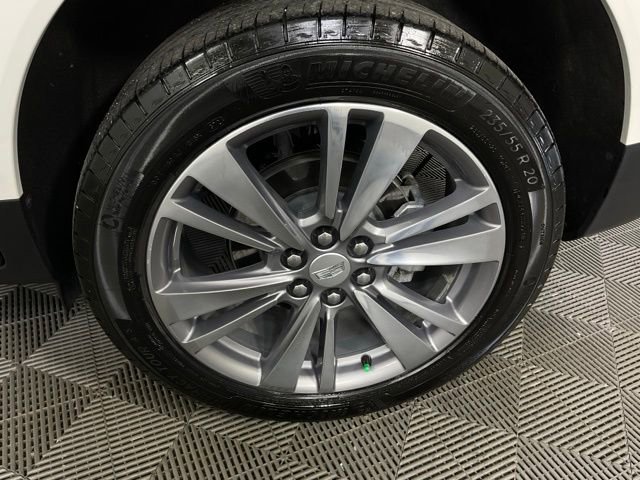 Used 2025 Cadillac XT5 Premium Luxury w/ Technology Package AWD/4WD image 38