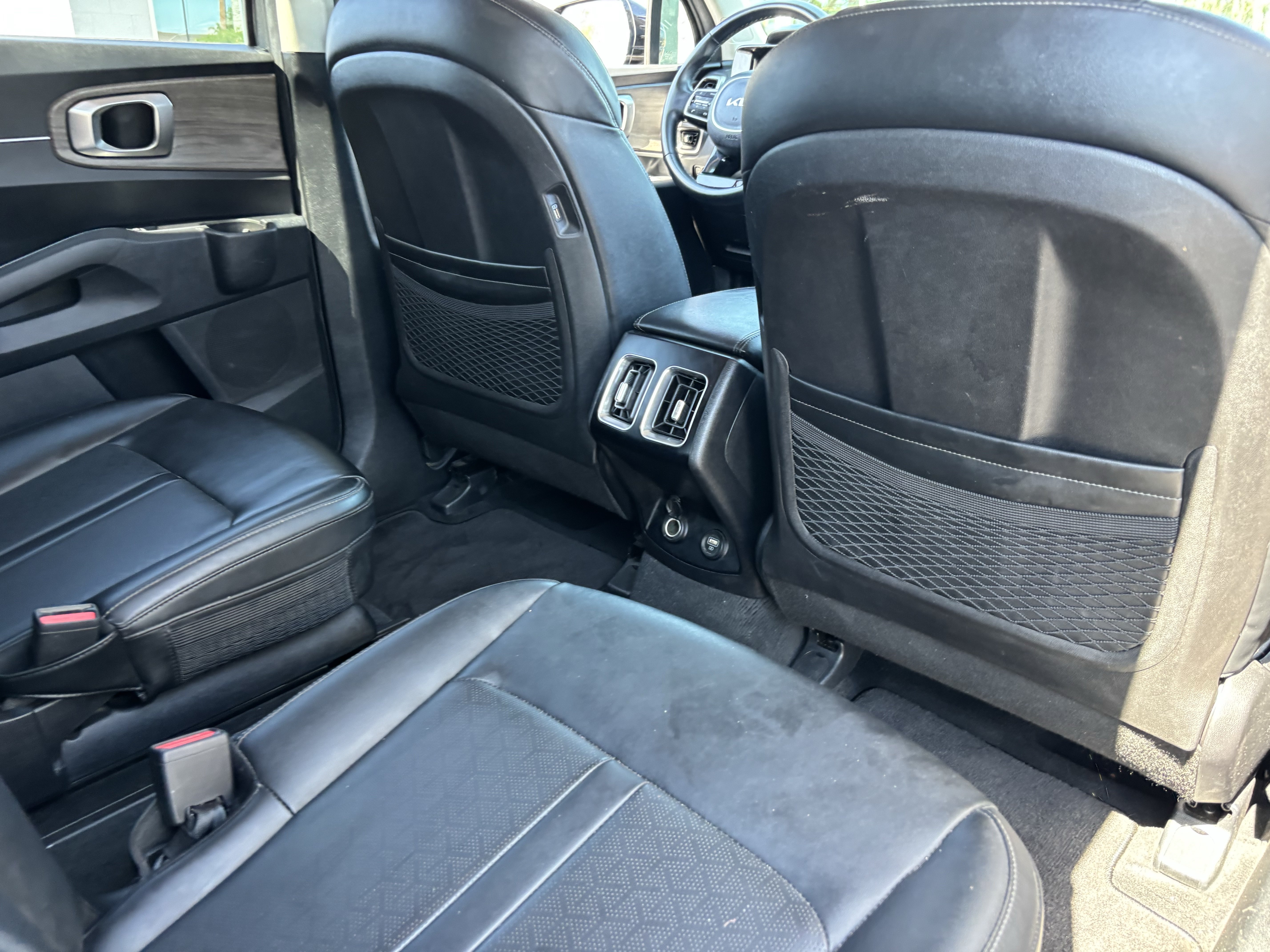 Certified 2022 Kia Sorento EX FWD image 11