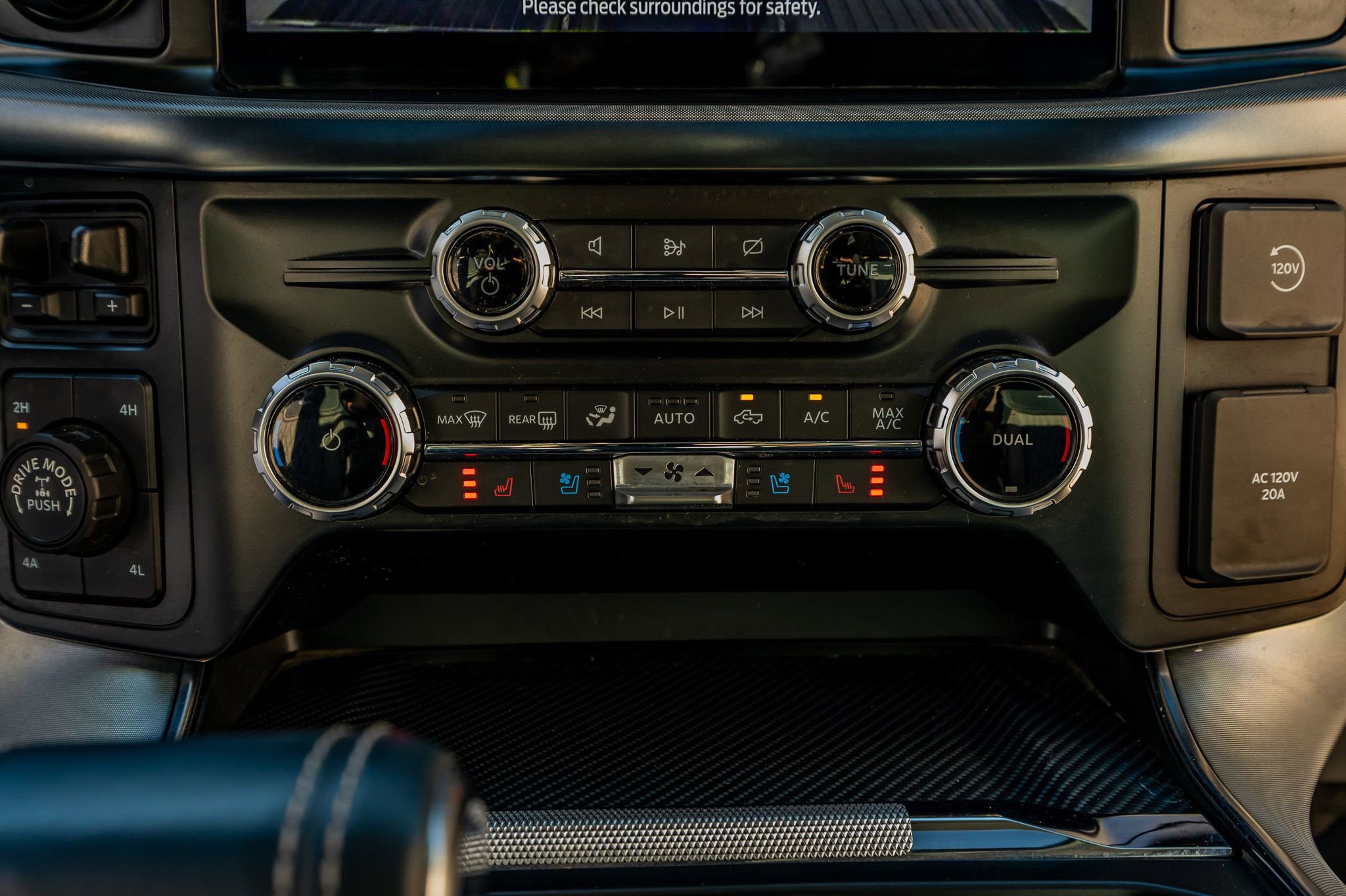 Used 2023 Ford F150 Limited AWD/4WD image 28