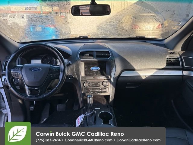 Used 2017 Ford Explorer XLT w/ Equipment Group 202A image 12