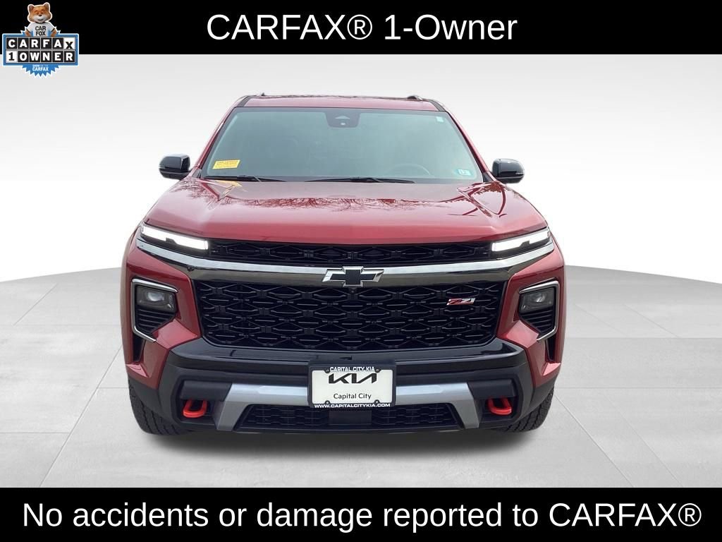 Used 2025 Chevrolet Traverse Z71 w/ Driver Confidence Package image 2