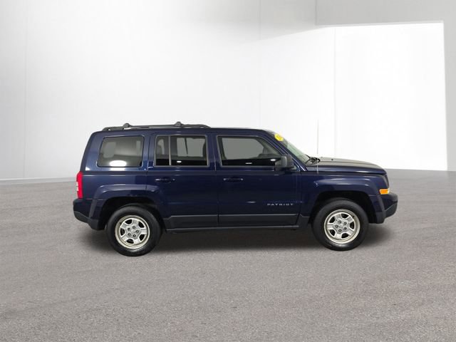 Used 2016 Jeep Patriot Sport w/ Power Value Group image 40