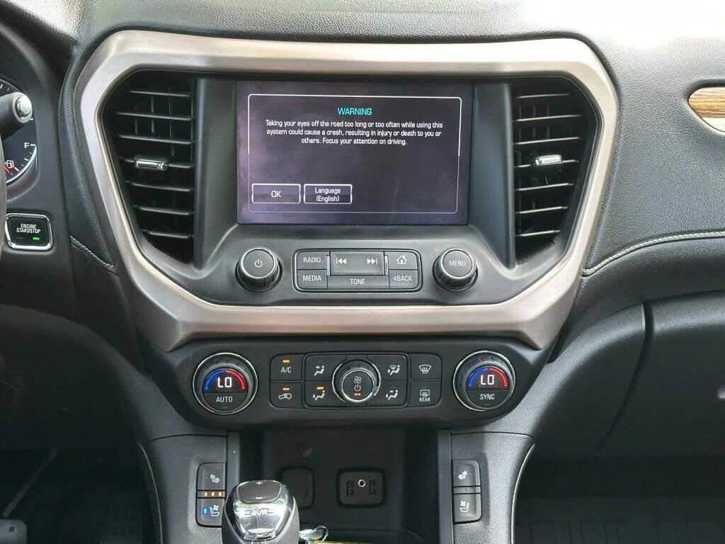 Used 2019 GMC Acadia Denali w/ Technology Package image 13