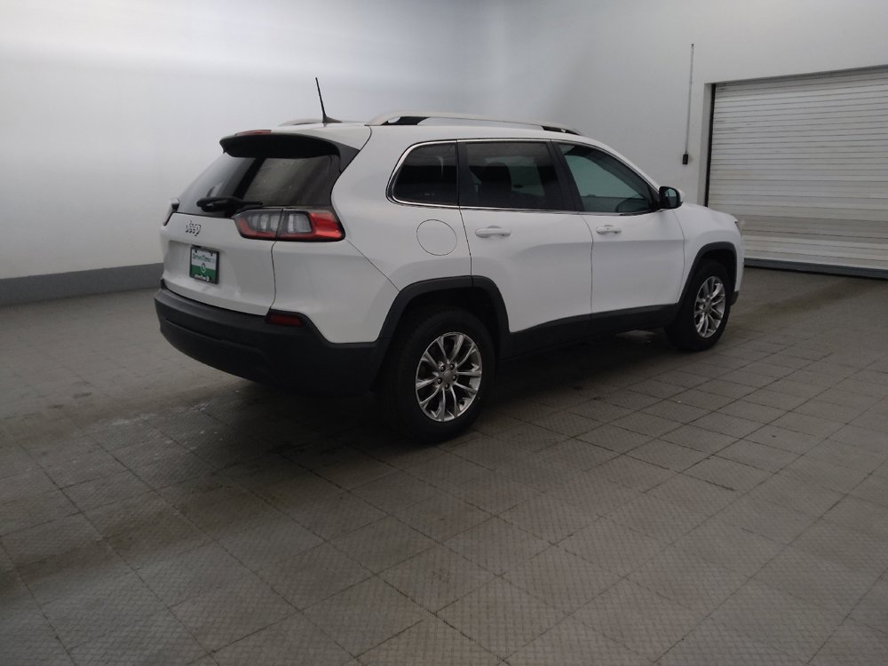 Used 2019 Jeep Cherokee Latitude Plus w/ Cold Weather Group AWD/4WD image 10