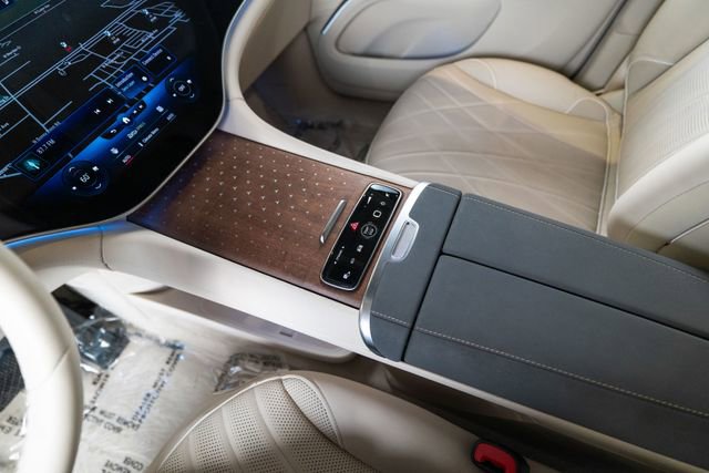 Certified 2023 Mercedes-Benz EQS 580 4MATIC SUV image 24