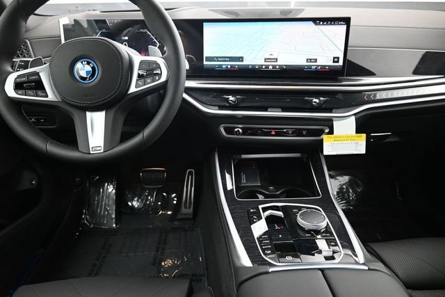New 2026 BMW X5 xDrive50e w/ M Sport Package AWD/4WD image 14