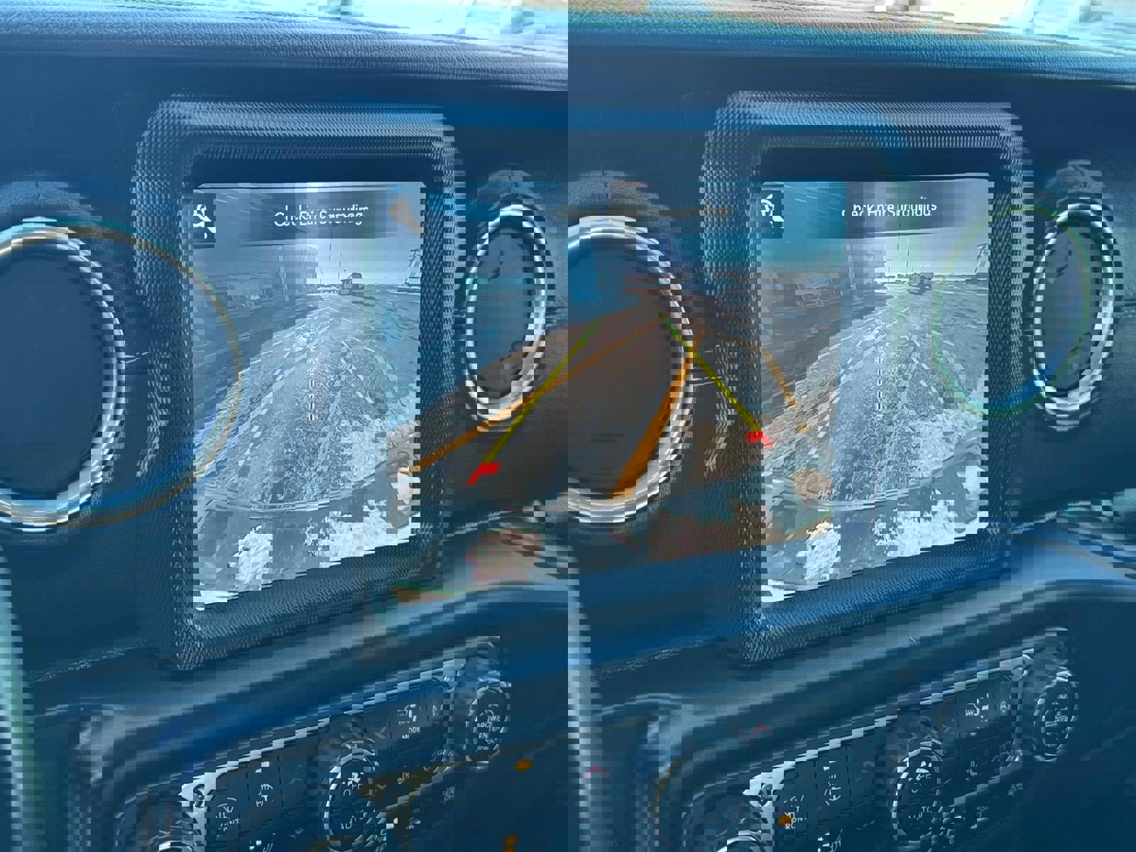 Used 2020 Jeep Gladiator Overland image 16