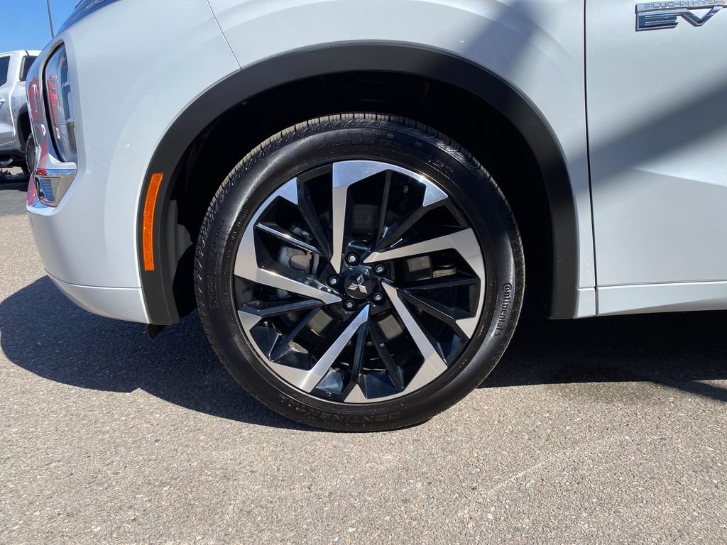 Used 2023 Mitsubishi Outlander SEL AWD/4WD image 27