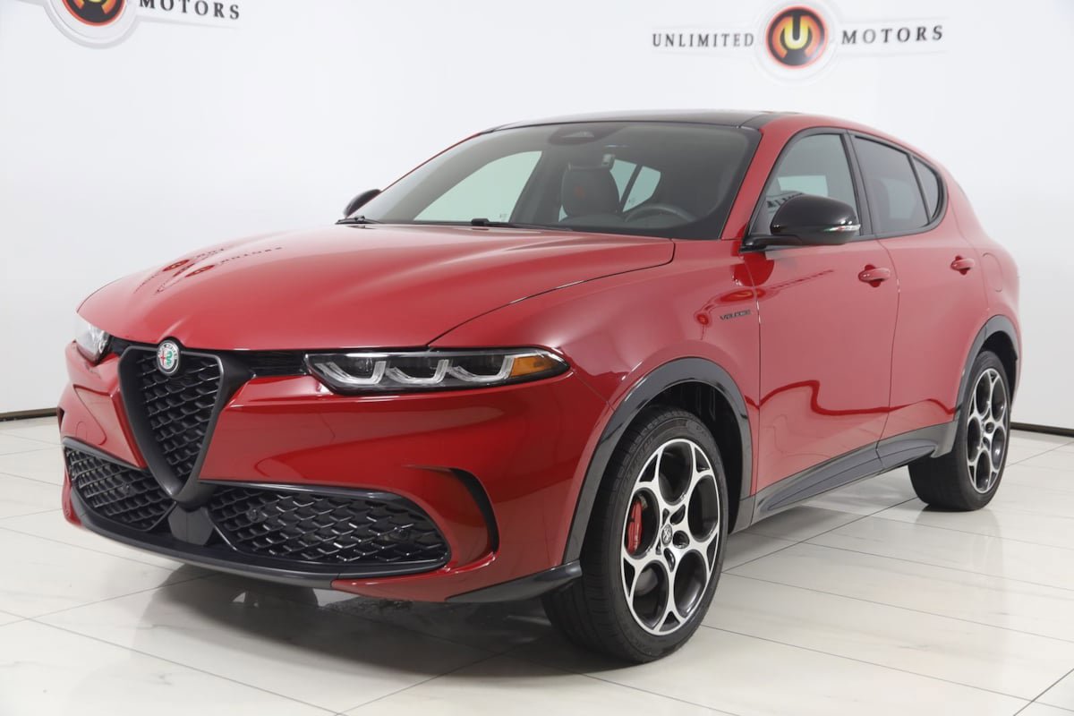 Used 2024 Alfa Romeo Tonale Veloce image 5