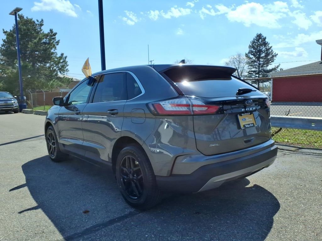 Certified 2023 Ford Edge SEL w/ Convenience Package AWD/4WD image 9