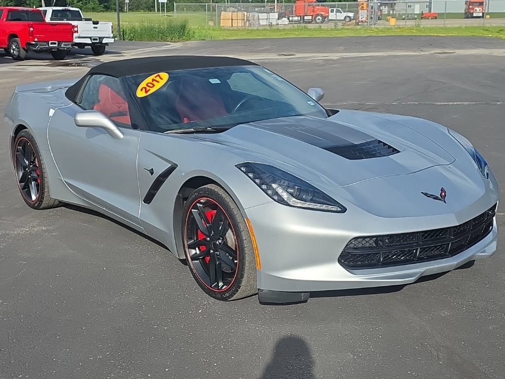 Used 2017 Chevrolet Corvette Stingray Convertible RWD image 9