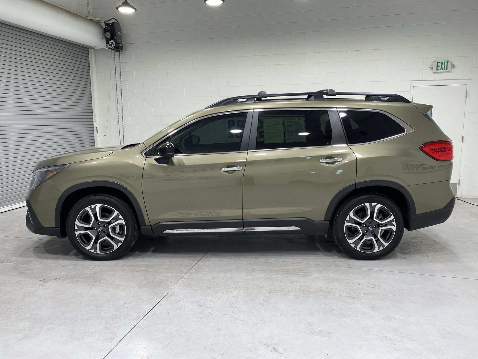 Certified 2026 Subaru Ascent Touring AWD/4WD image 5