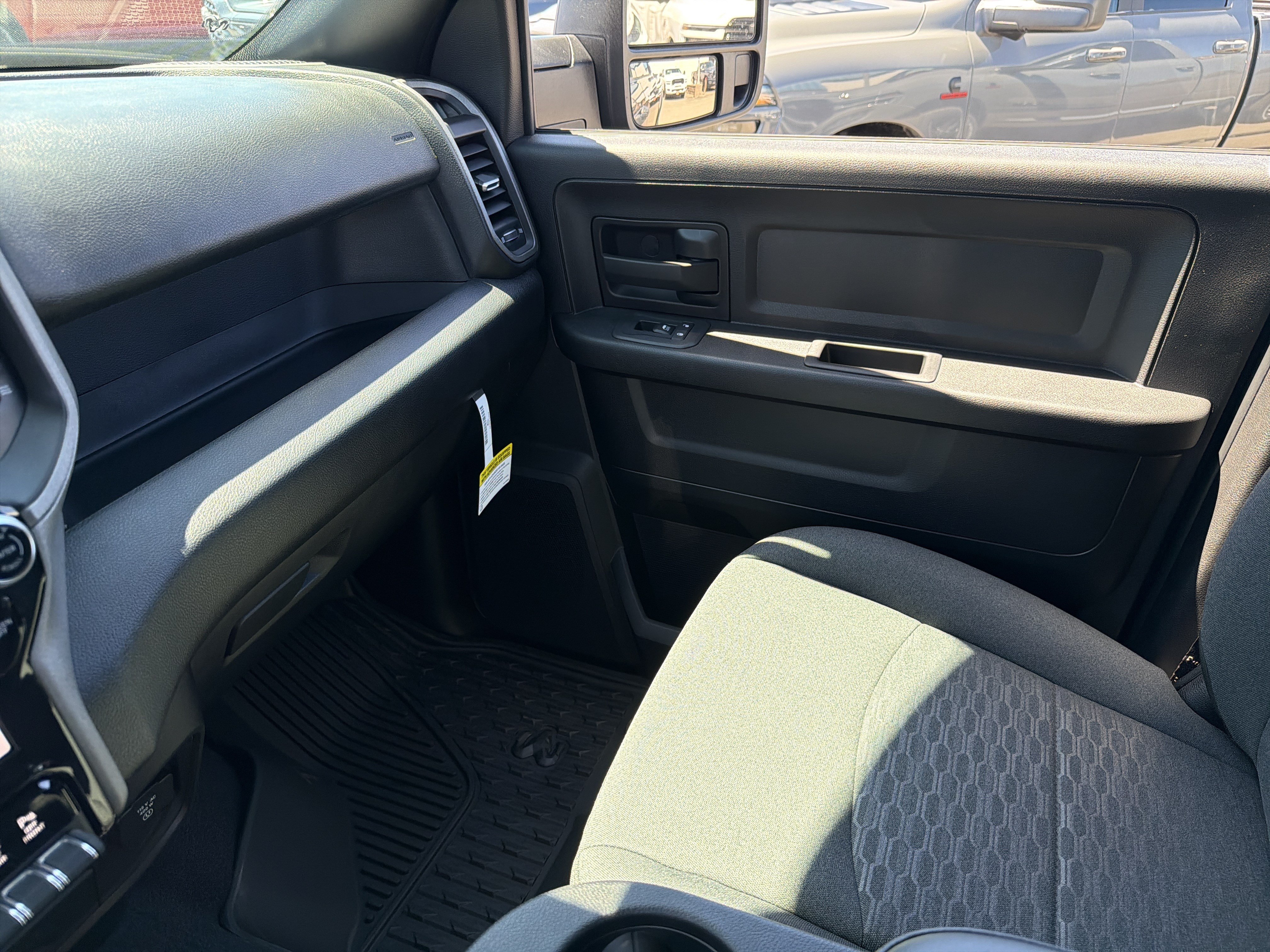 New 2026 RAM 2500 Warlock AWD/4WD image 25