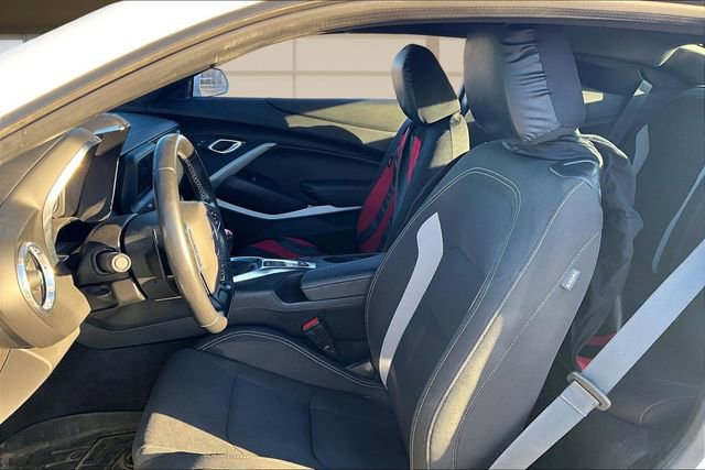 Used 2021 Chevrolet Camaro LT image 25