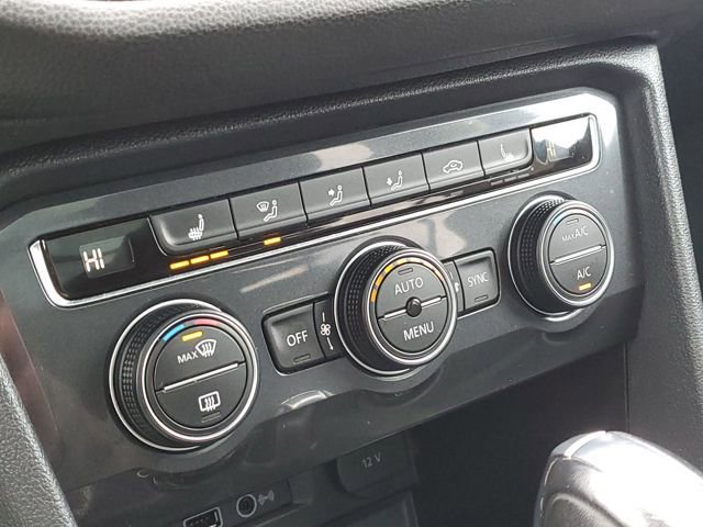 Used 2019 Volkswagen Tiguan SEL image 20