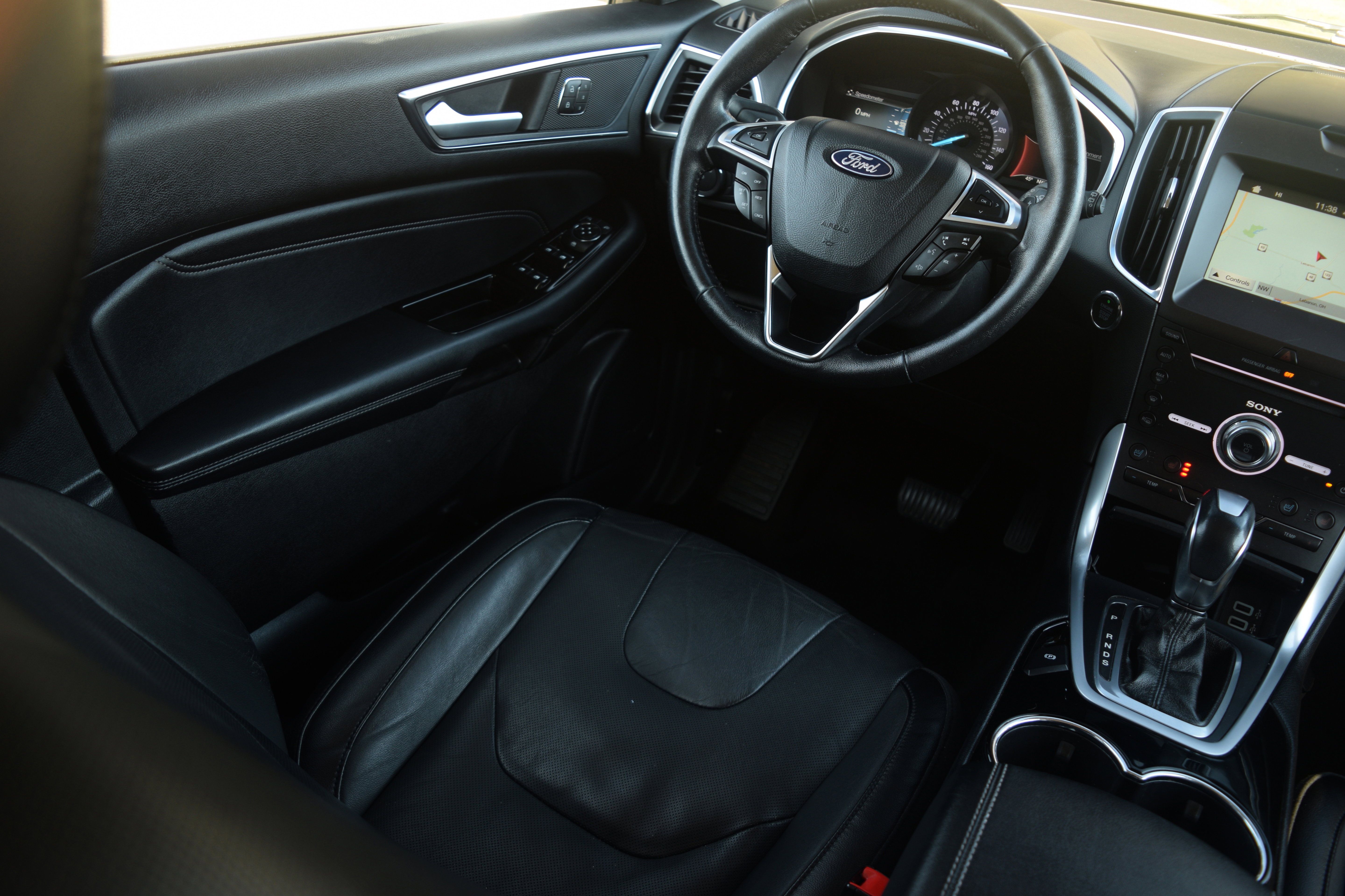 Used 2018 Ford Edge Titanium w/ Equipment Group 301A image 2