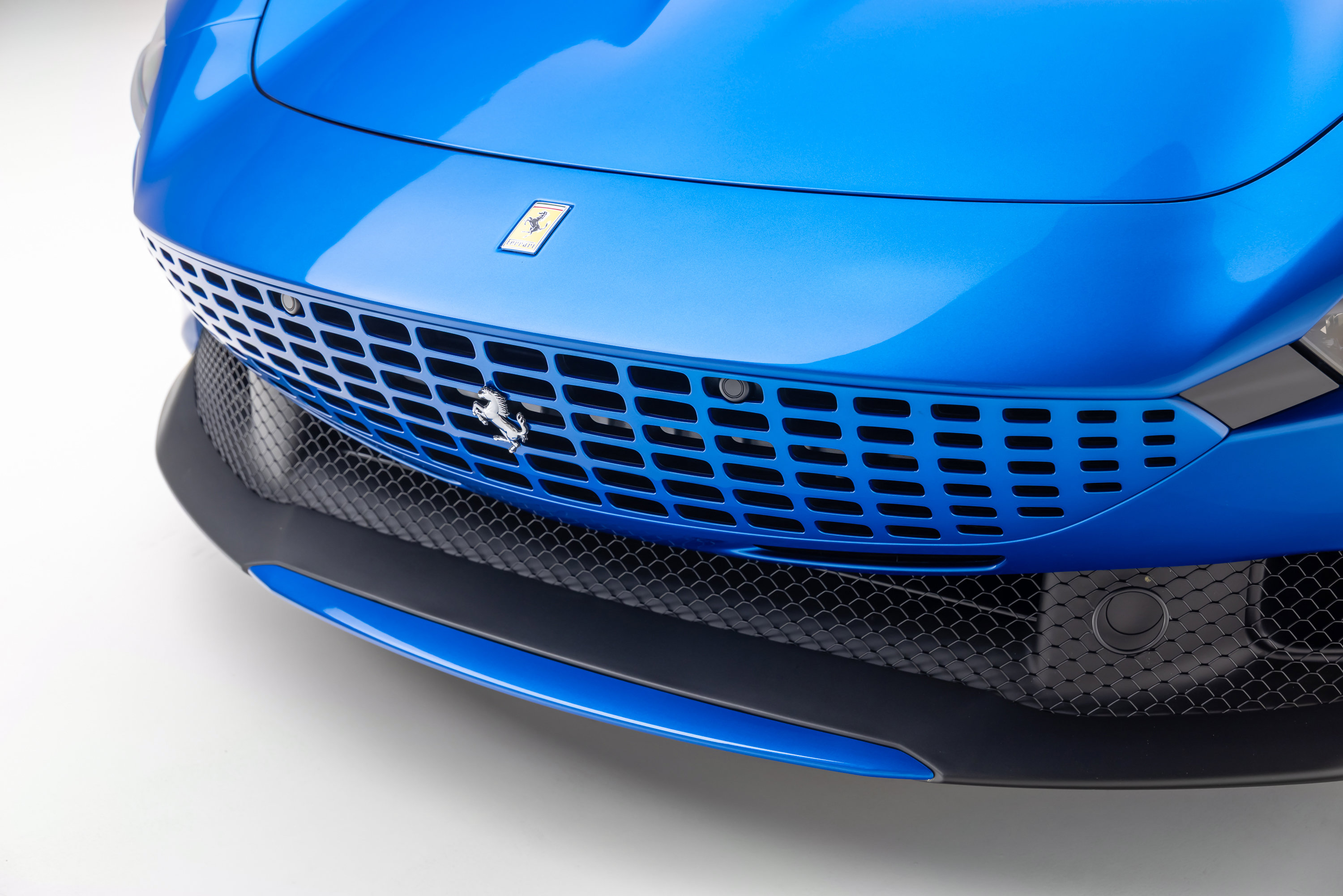 Used 2026 Ferrari Roma Spider RWD image 27
