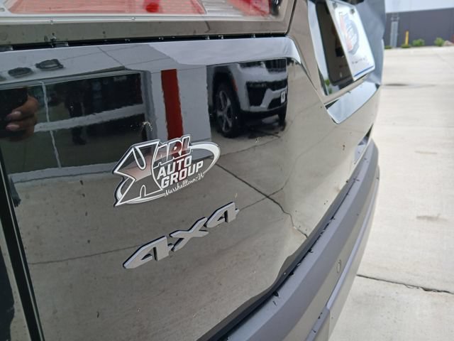 New 2026 Jeep Cherokee Limited AWD/4WD image 35