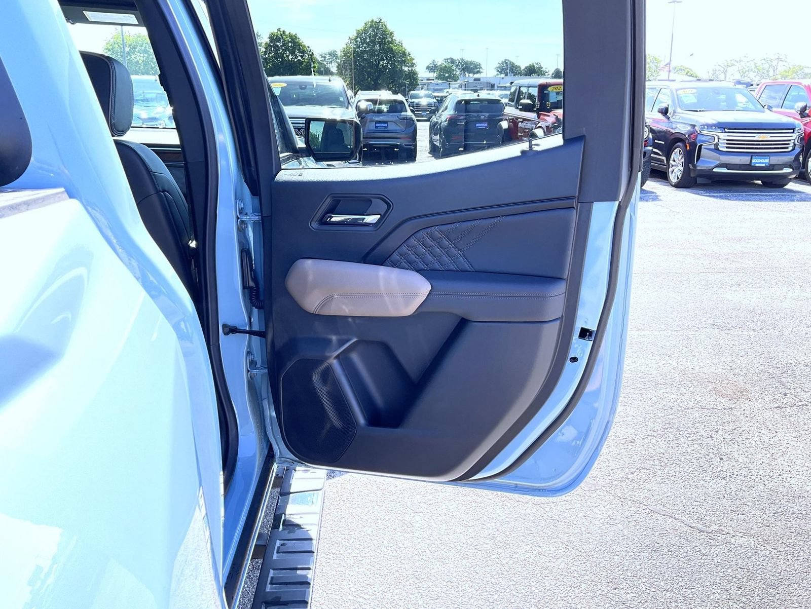 New 2026 GMC Canyon Denali AWD/4WD image 17
