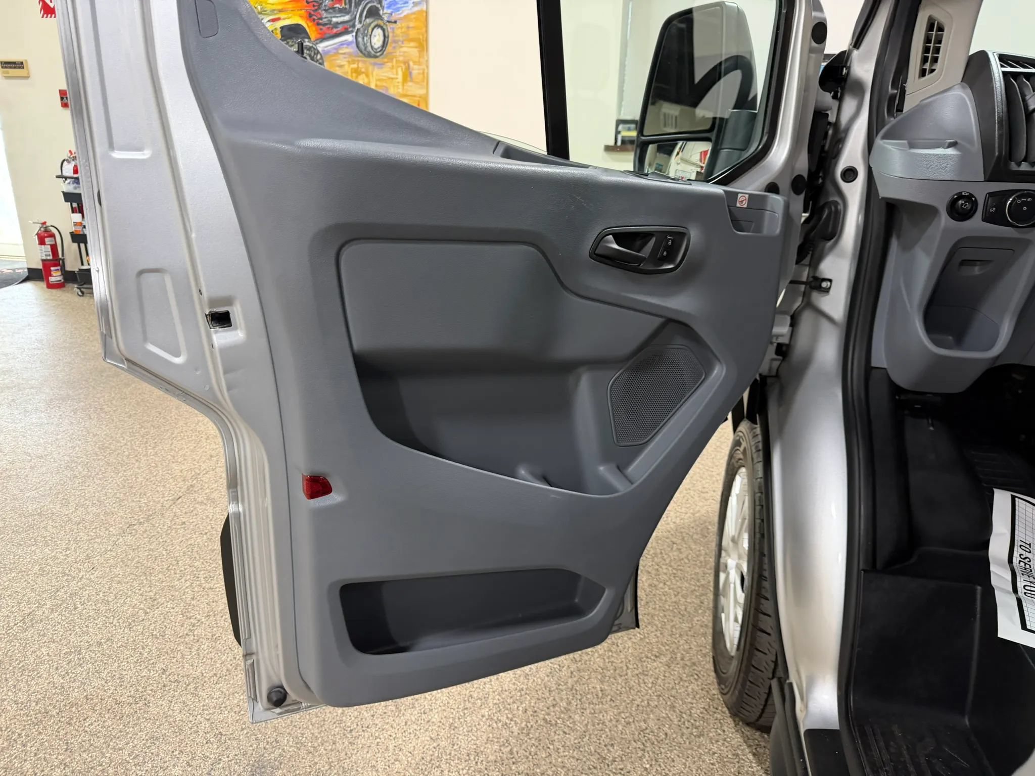 Used 2019 Ford Transit 150 XL RWD image 35