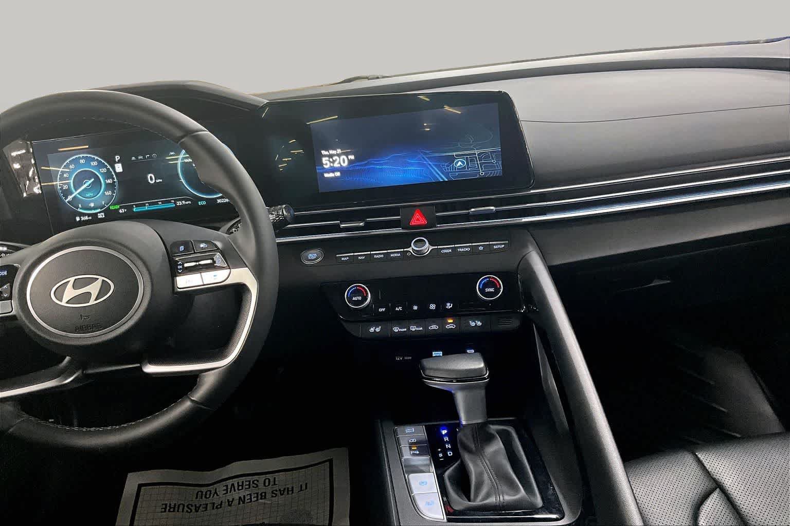 Used 2024 Hyundai Elantra Limited FWD image 7