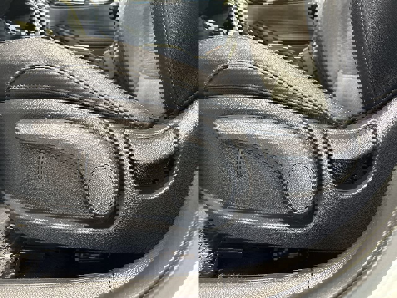 Used 2023 Kia Seltos S image 12